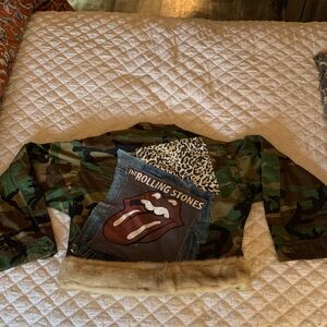 Camo women’s  Jacket with Faux Fur Trim and Rollong Stones emblem
